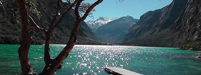Laguna de Llangunuco Laguna de Llanganuco