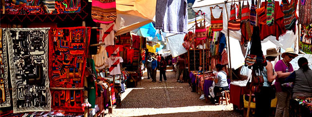 Mercado Artesanal de Pisaq Mercado Artesanal de Pisaq