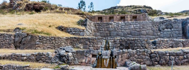 Complejo Arqueológico de Tambomachay Complejo Arqueológico de Tambomachay