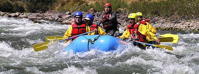 Canotaje en el rio Vilcanota - Chuquicahuana Canotaje en el rio Vilcanota - Chuquicahuana